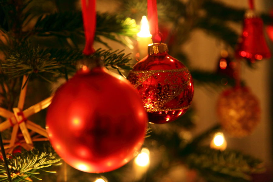 Christmas tree ball